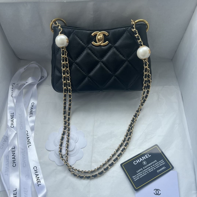 Ch**el hobo bags